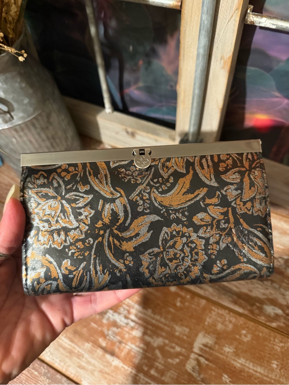 Patricia Nash Wallet - Picture 2 of 8